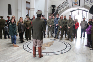 visita auxiliares de agregados militares