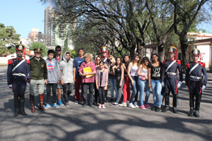 visita en el Regimiento de Granaderos