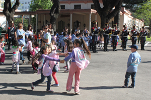 visita en el Regimiento de Granaderos