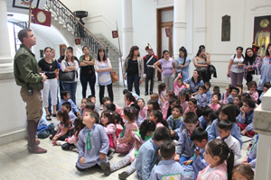 visita en el Regimiento de Granaderos