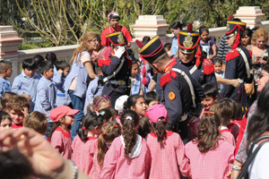 Visita de Colegios al Regimiento de Granderos