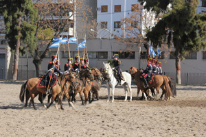 Visita de Colegios al Regimiento de Granderos